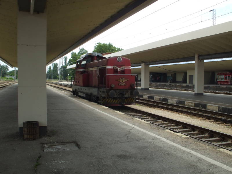 Bulgarian switching locomotive in Gorna Oryahovitsa.