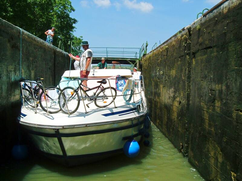 Passing through a lock on the Canal Latéral à la Loire.