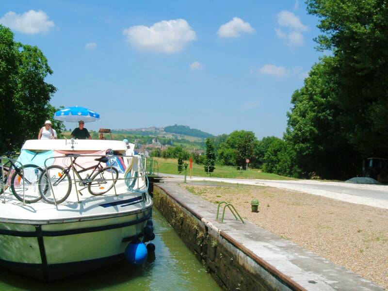 Passing through a lock on the Canal Latéral à la Loire.