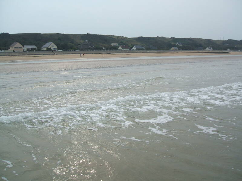 Looking southwest on Omaha Beach at Saint-Laurent-sur-Mer.