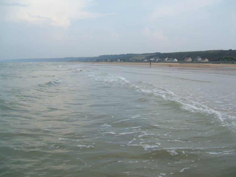 Looking east on Omaha Beach at Saint-Laurent-sur-Mer.