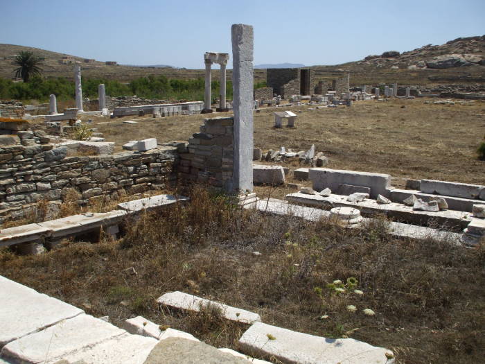 The large agora was the site of much business.