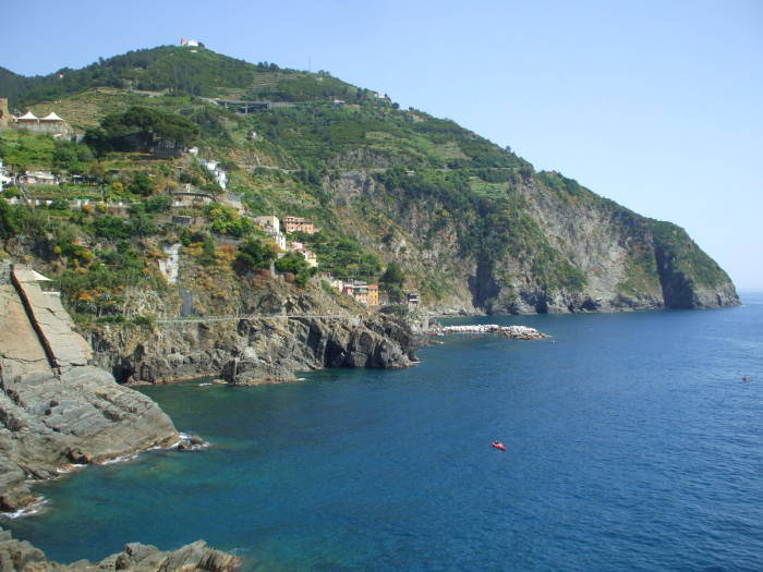 La Via dell'Amore footpath along the rugged Cinque Terre coast.