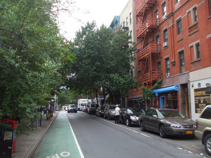 On Stanton Street looking south on Clinton Street.