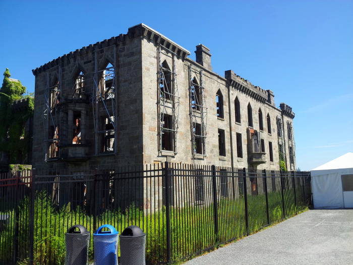 Smallpox Hospital on Roosevelt Island in New York.