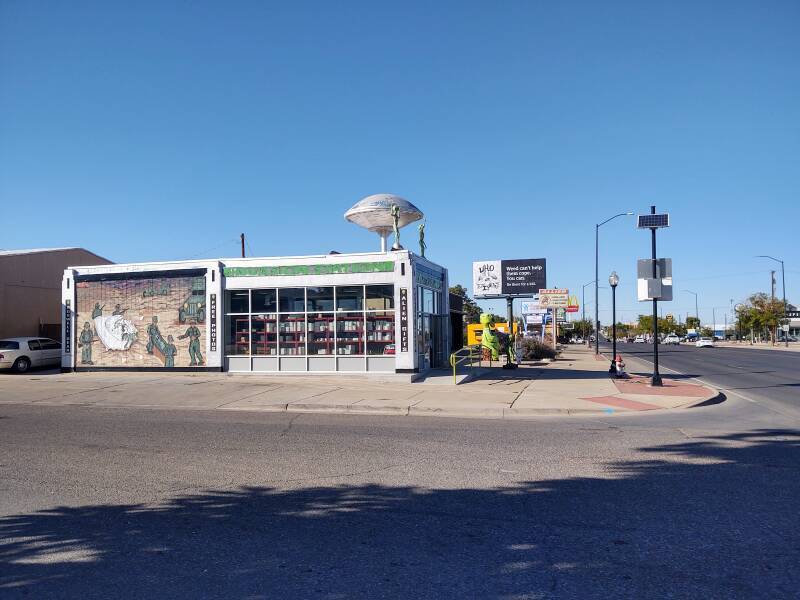 Extraterrestrial souvenir shop in Roswell, New Mexico